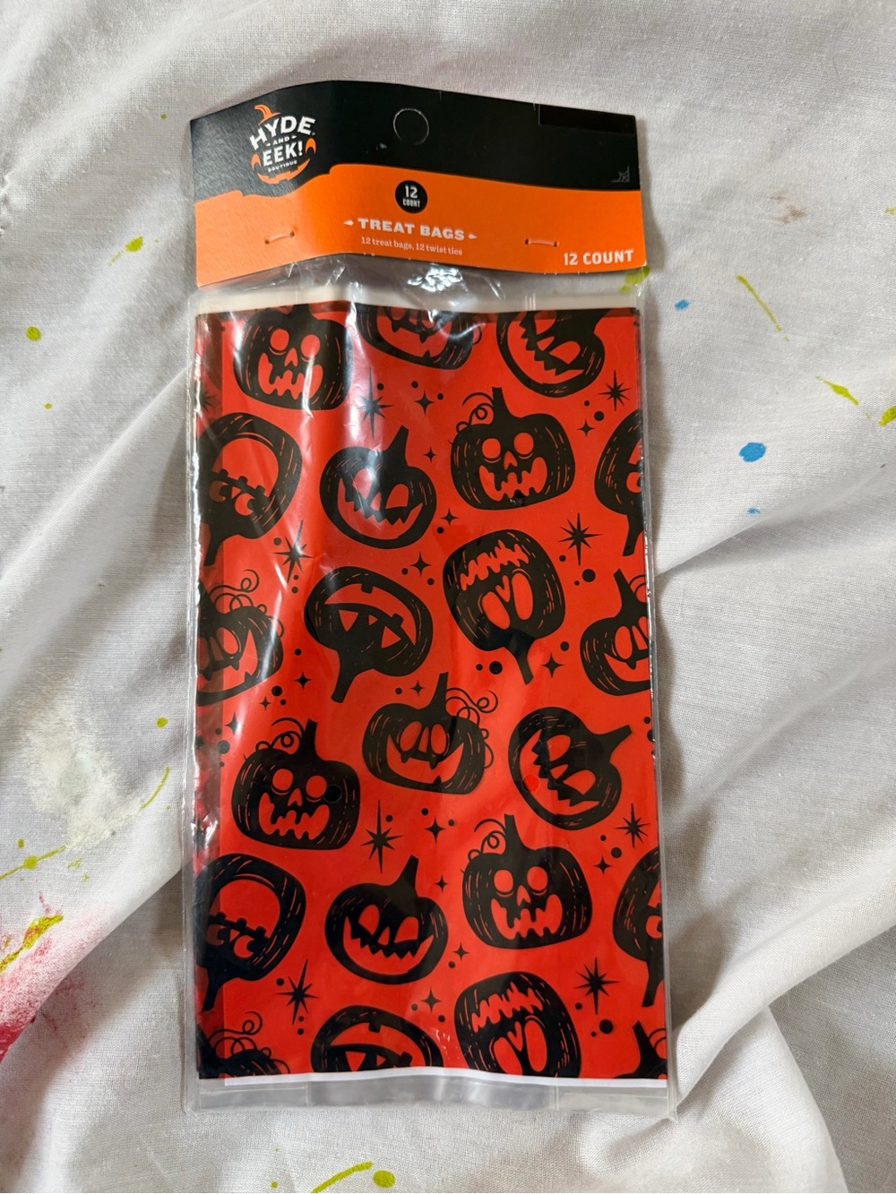 Hyde & EEK! Orange Halloween Treat Bags - 12 Count